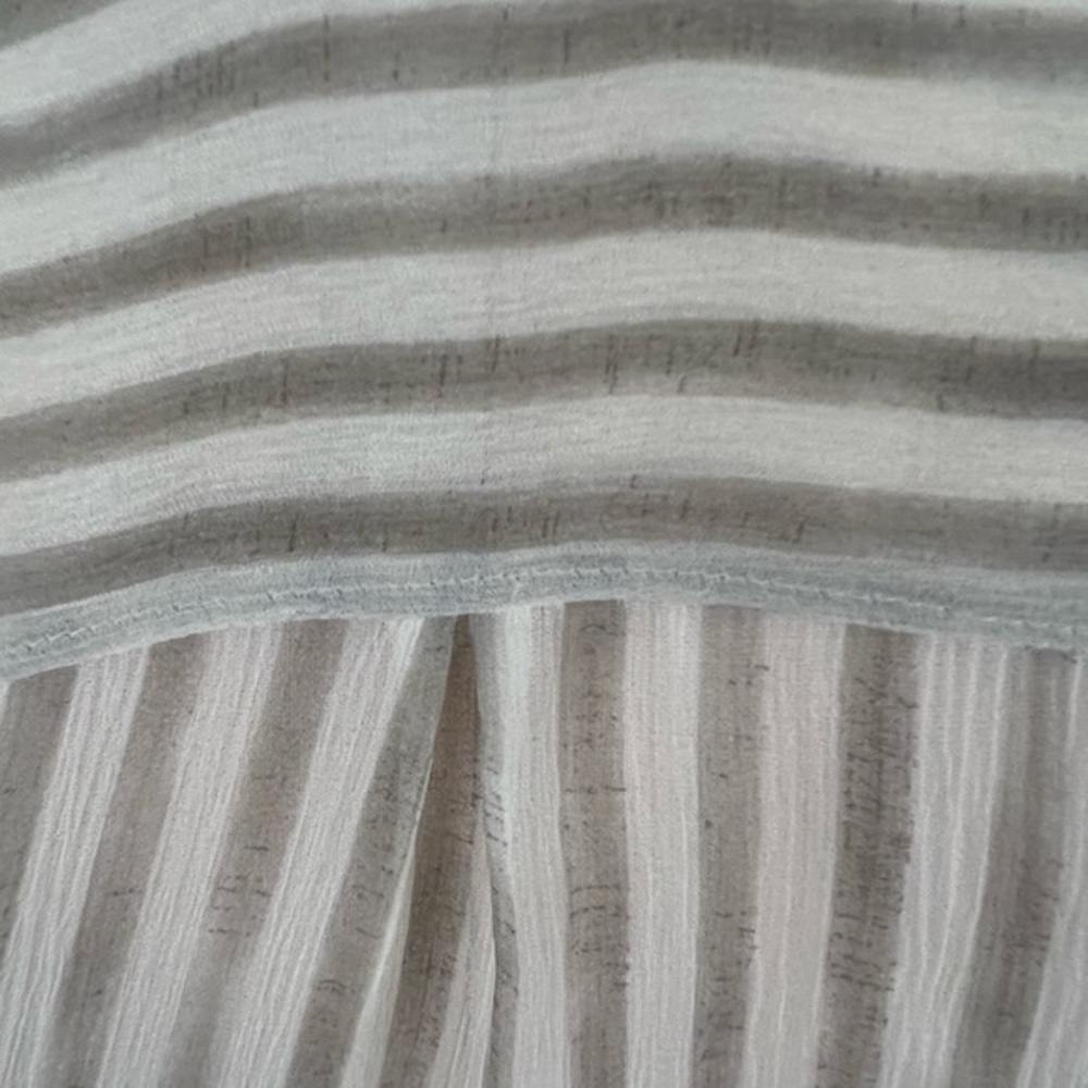 Madewell Button Down, Neutral Sheer Shirt with Chest Pockets - Picture 11 of 15